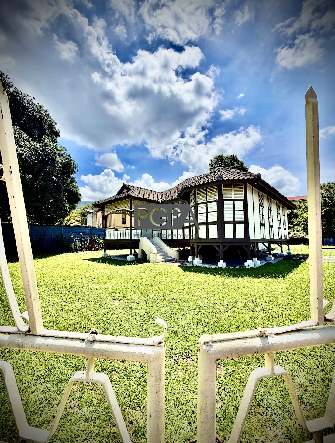 Charming Corner Village House on Expansive Freehold Land | Air Itam.